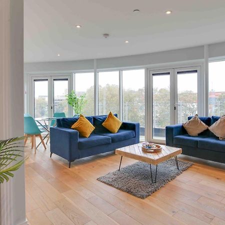New London Life Executive Apartments Τσέλμσφορντ Εξωτερικό φωτογραφία