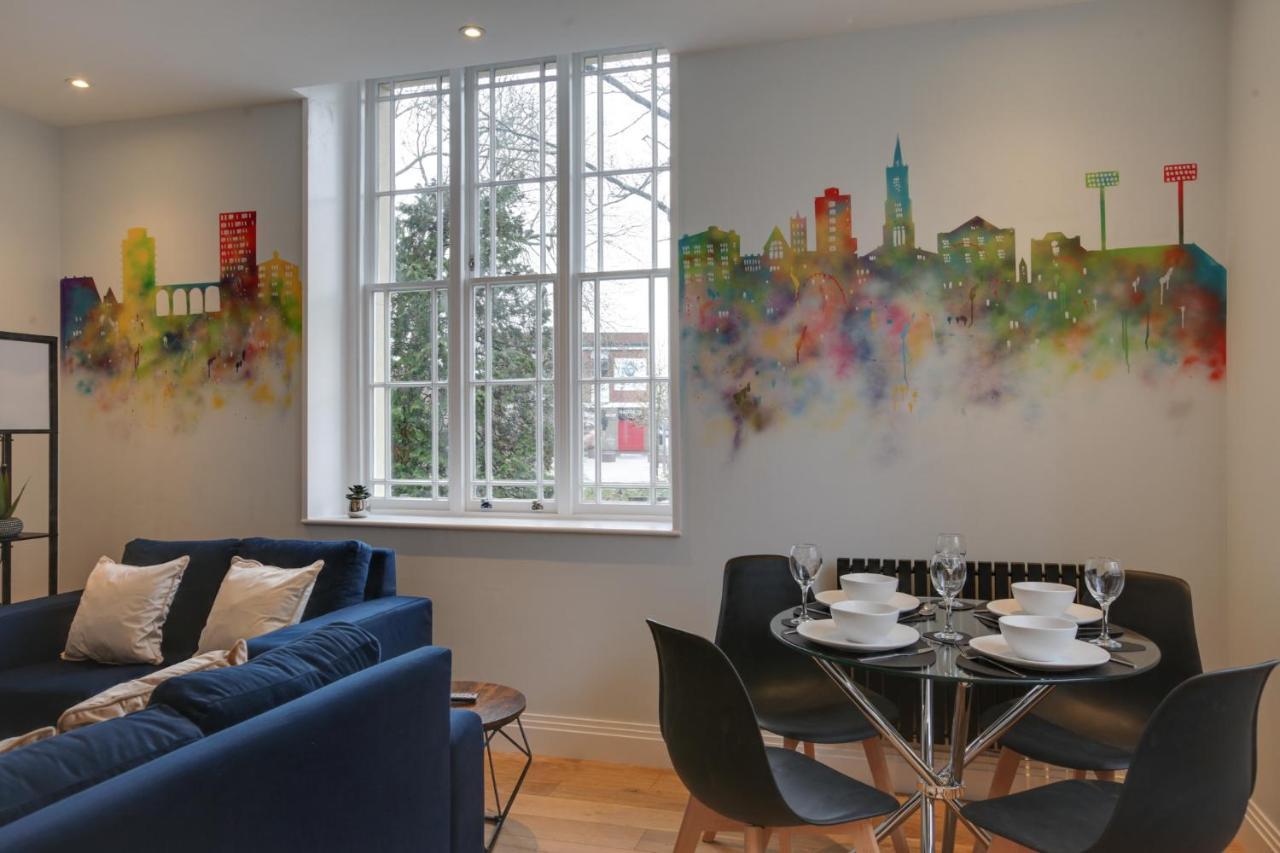 New London Life Executive Apartments Τσέλμσφορντ Εξωτερικό φωτογραφία
