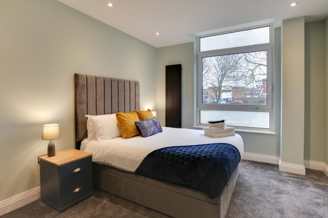 New London Life Executive Apartments Τσέλμσφορντ Εξωτερικό φωτογραφία