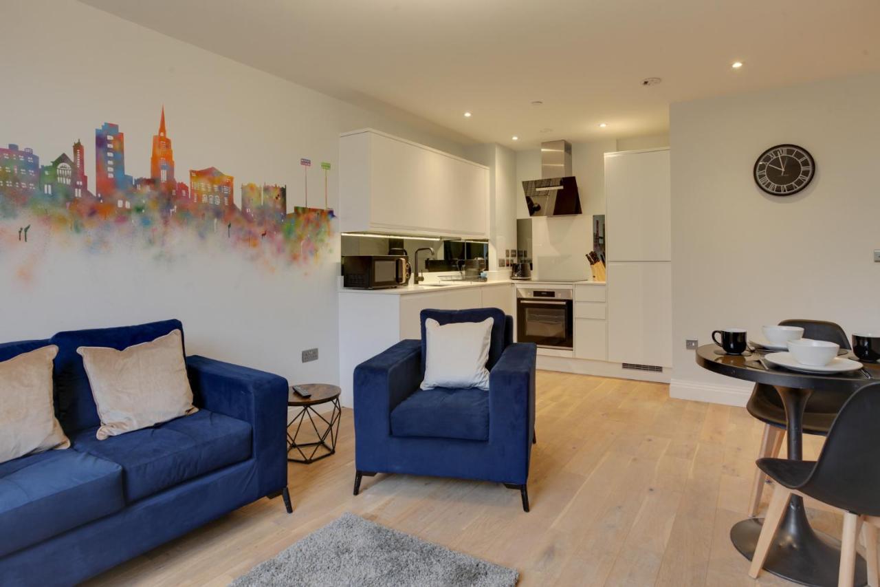 New London Life Executive Apartments Τσέλμσφορντ Εξωτερικό φωτογραφία