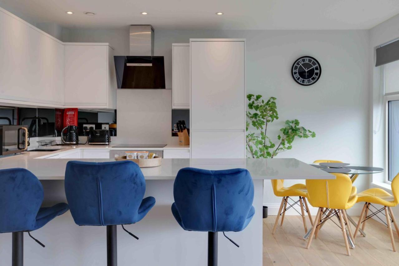 New London Life Executive Apartments Τσέλμσφορντ Εξωτερικό φωτογραφία