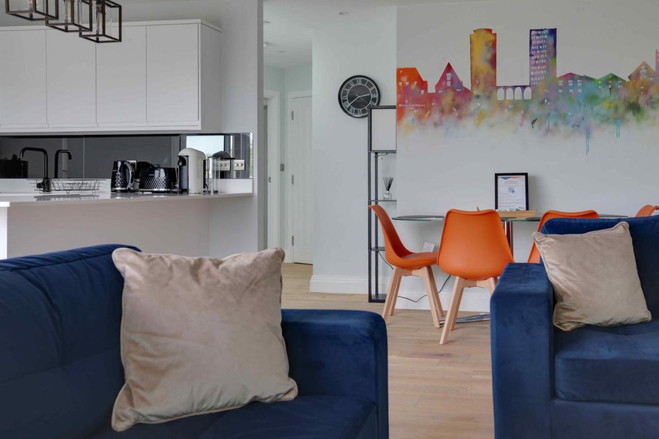 New London Life Executive Apartments Τσέλμσφορντ Εξωτερικό φωτογραφία