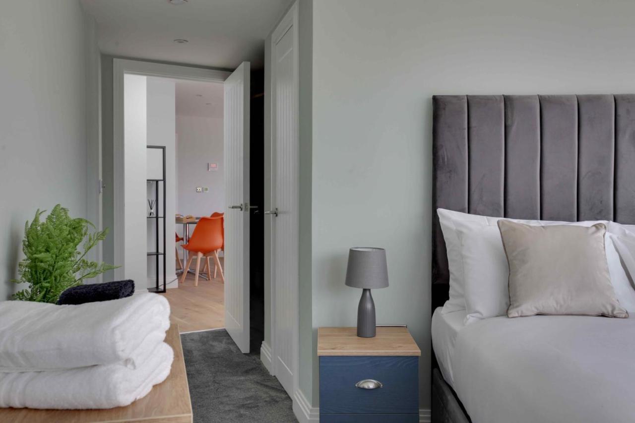 New London Life Executive Apartments Τσέλμσφορντ Εξωτερικό φωτογραφία