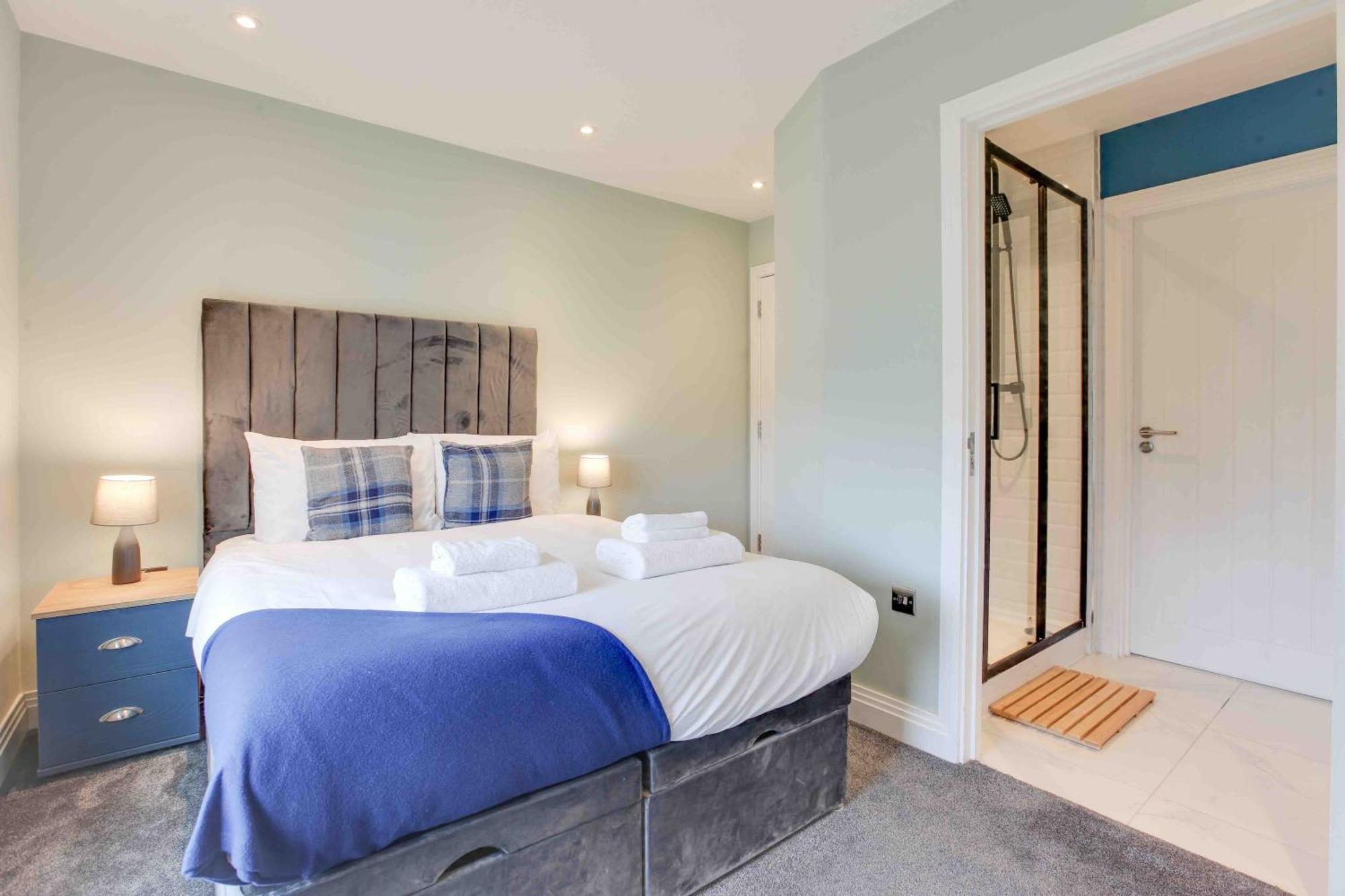 New London Life Executive Apartments Τσέλμσφορντ Εξωτερικό φωτογραφία