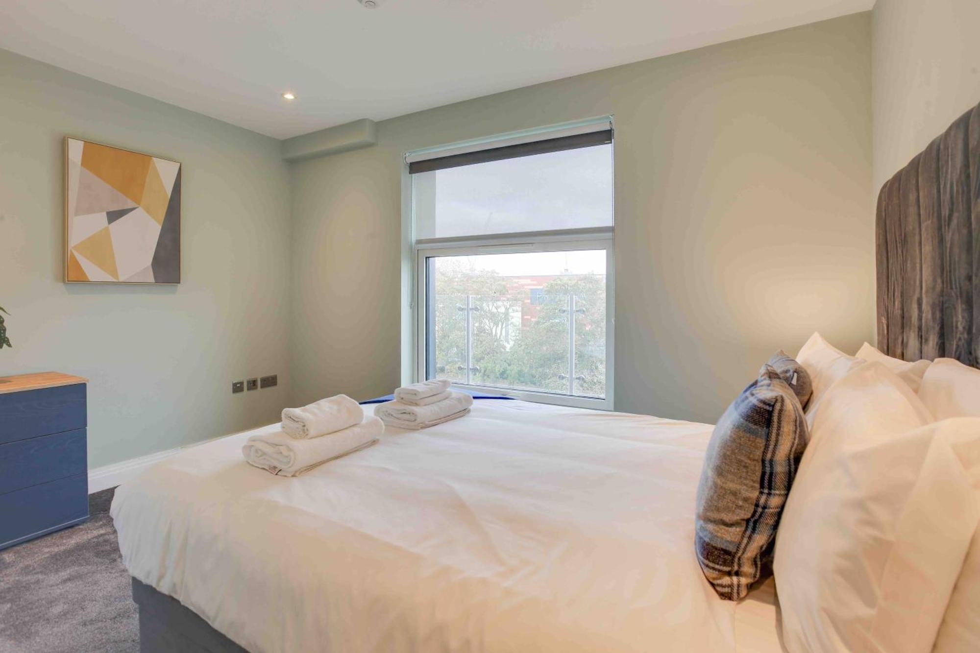 New London Life Executive Apartments Τσέλμσφορντ Εξωτερικό φωτογραφία