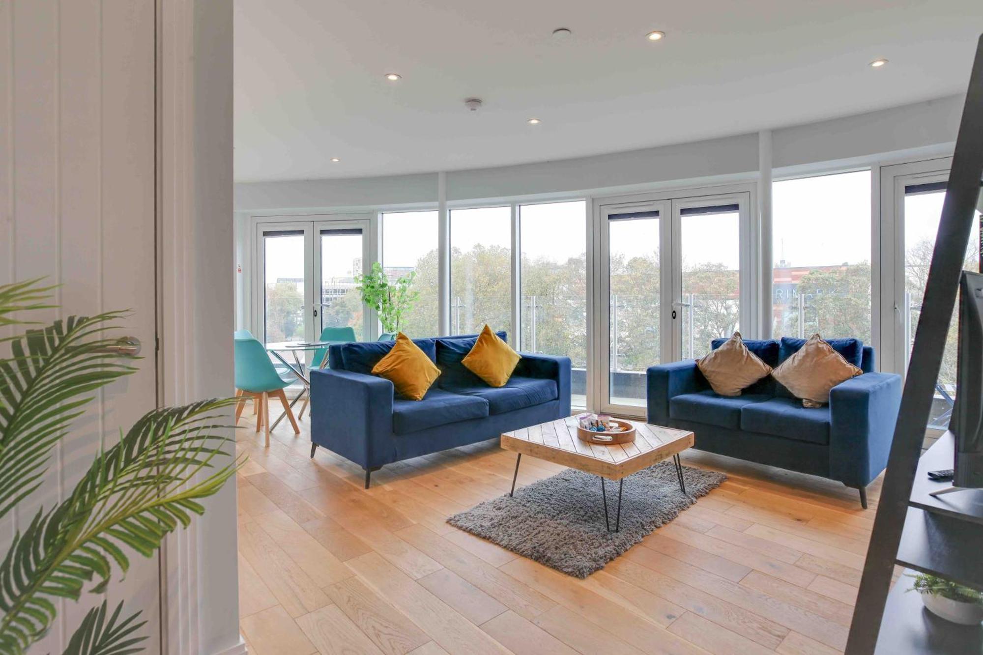 New London Life Executive Apartments Τσέλμσφορντ Εξωτερικό φωτογραφία