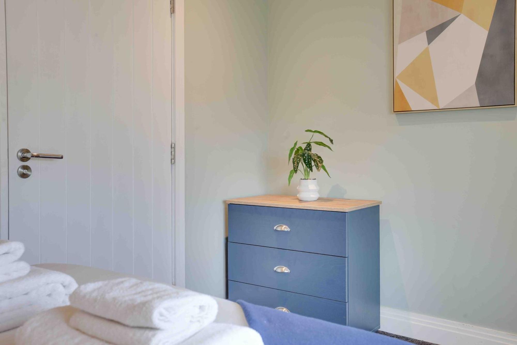 New London Life Executive Apartments Τσέλμσφορντ Εξωτερικό φωτογραφία