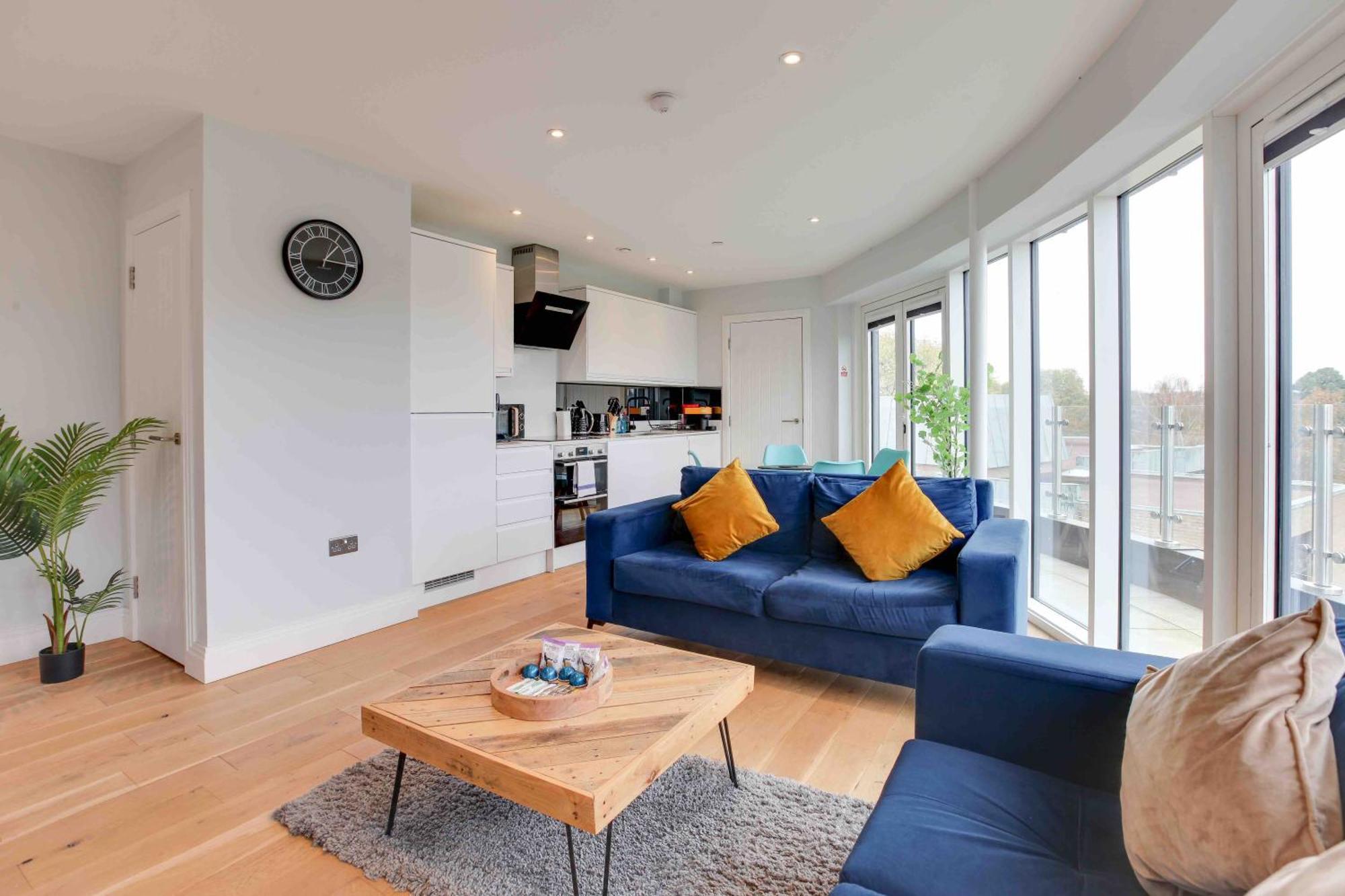 New London Life Executive Apartments Τσέλμσφορντ Εξωτερικό φωτογραφία